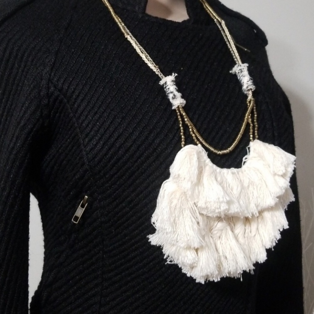 HELP ISO Earthbound Co Tassel Fringe Necklace!